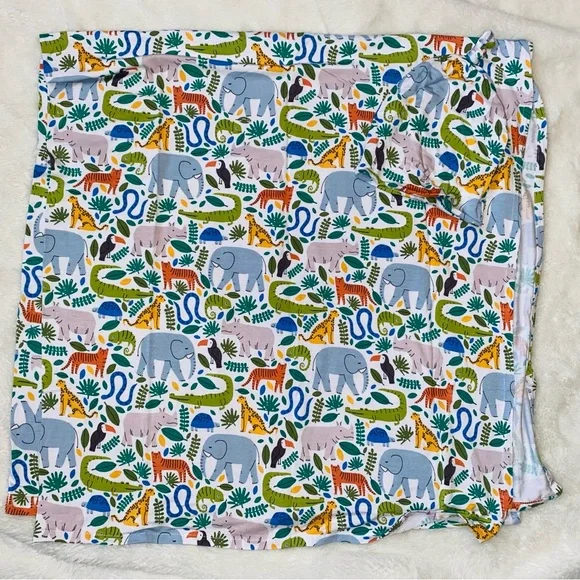 🐘🐅NWOT LS Jungle Safari Swaddle🐅🐘